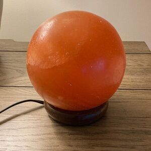 Salt Lamp, original from Bluegrass Day Spa, used like new